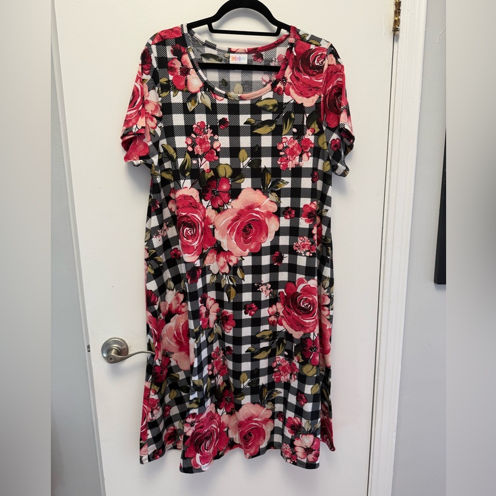 LuLaRoe Black and White Checkered Dress with Red Floral